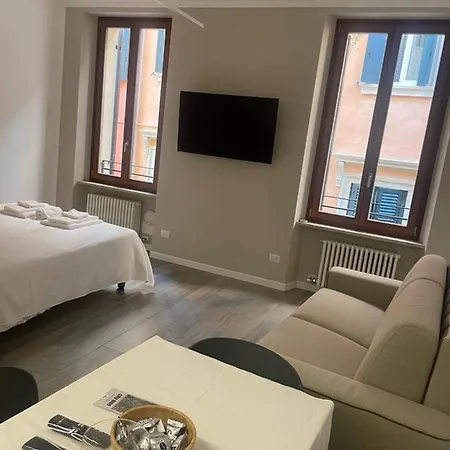 Residenza Della Samaritana Classici فيرونا
